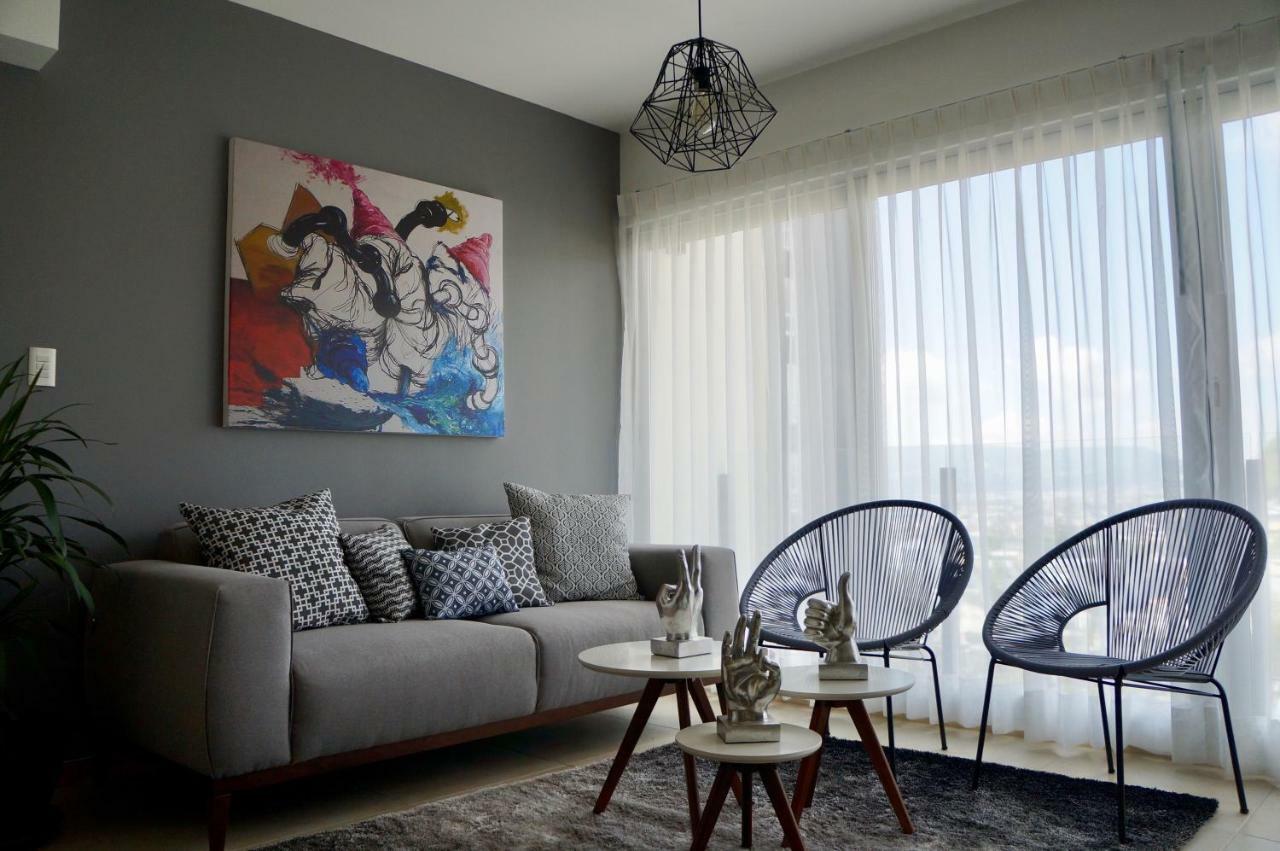 Metropolitan Suites サポパン エクステリア 写真