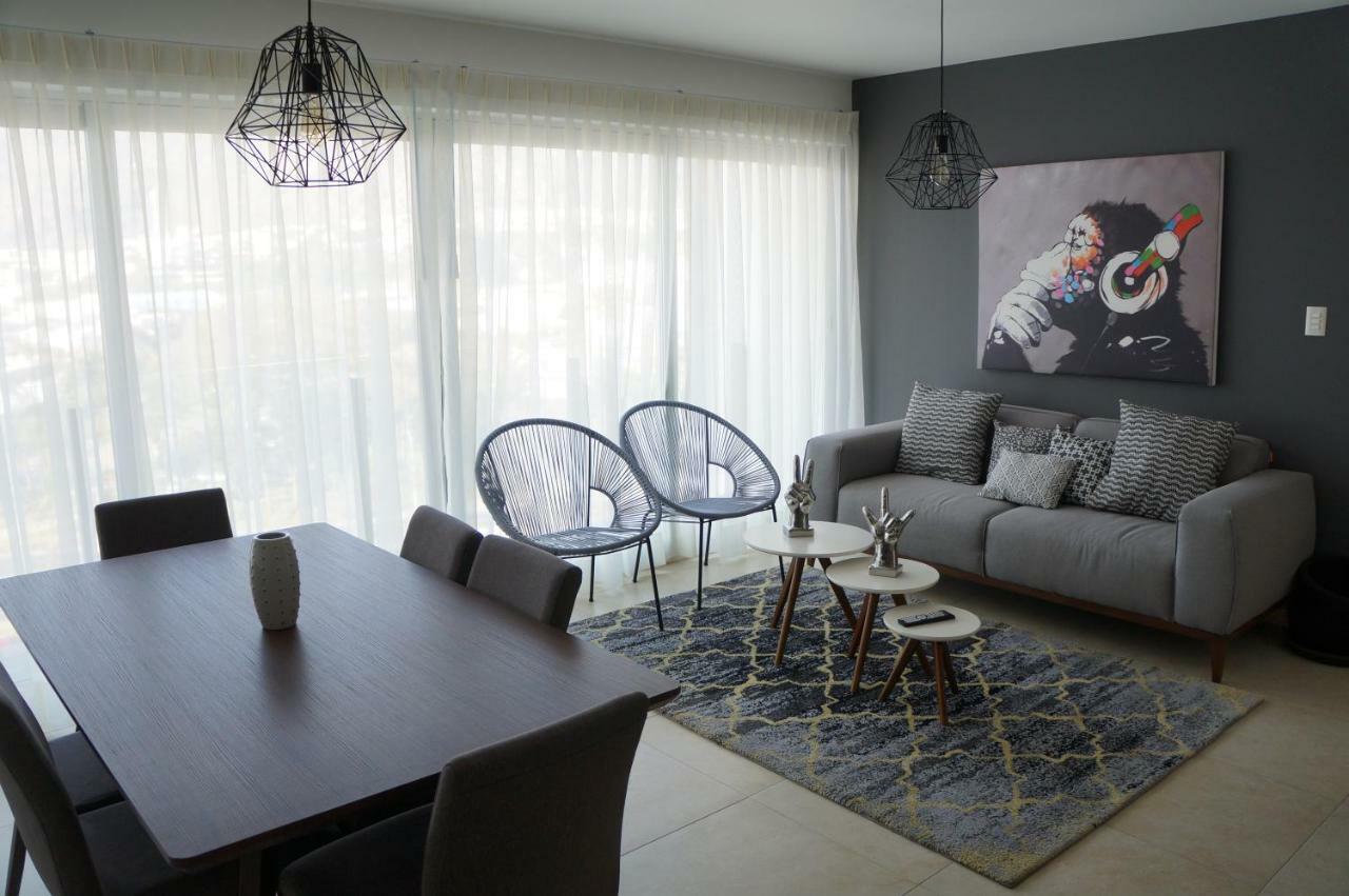 Metropolitan Suites サポパン エクステリア 写真